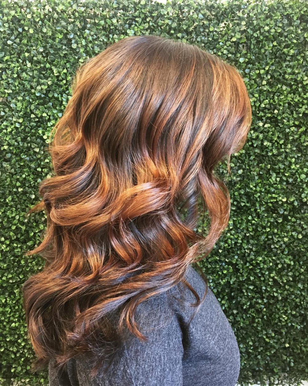 Bolder Caramel Highlight hairstyle