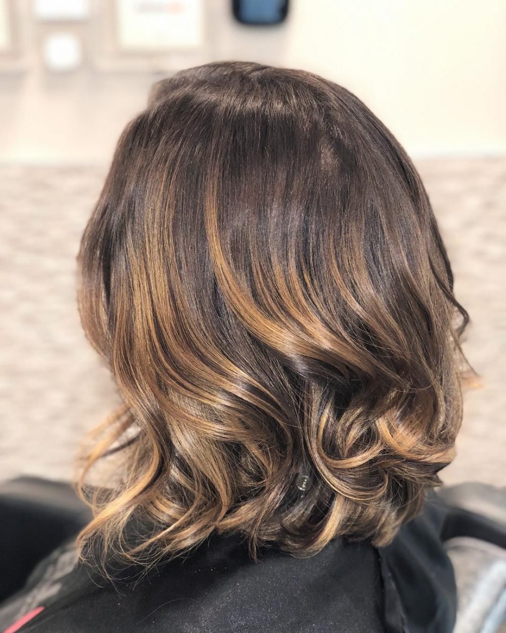 Cool Caramel Highlighted Lob hairstyle