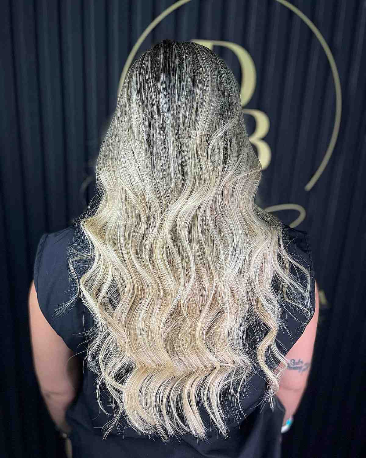 Dark Roots with Blonde Vanilla Cream Highlights