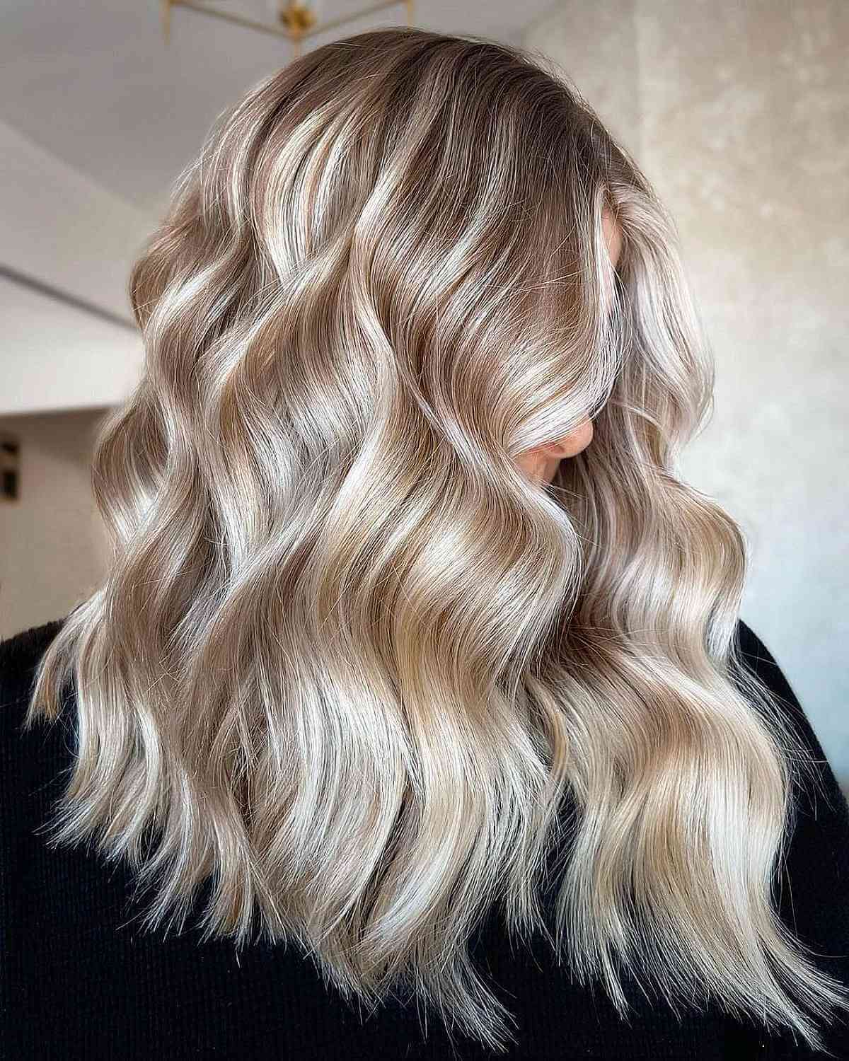 Dimensional Champagne Platinum Blonde