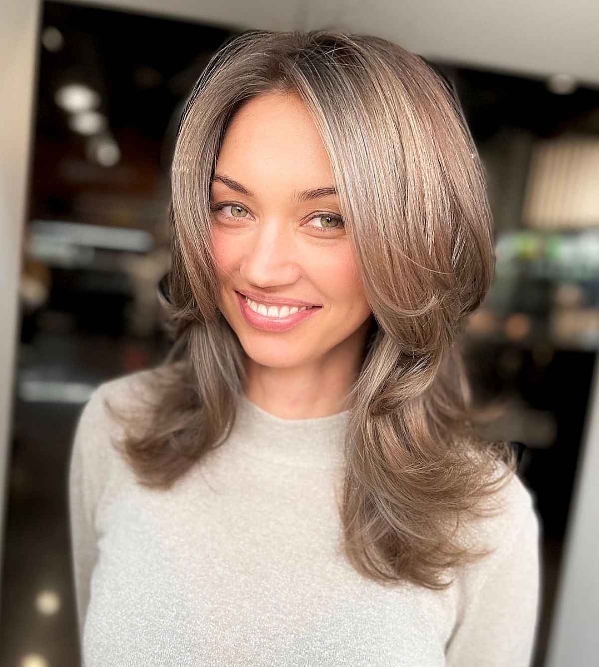 light sandy highlights color melt hair