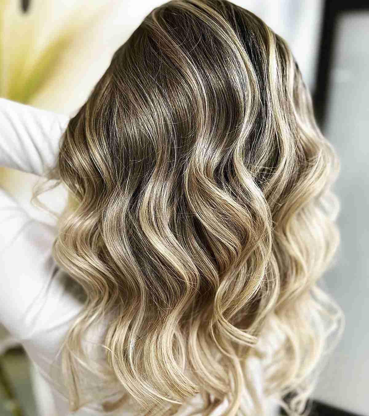 Prettiest Blonde Highlights in Brown Hair