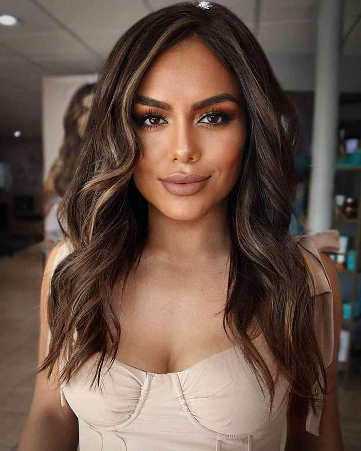 Sexy Dark Brown Hair with Blonde Highlights