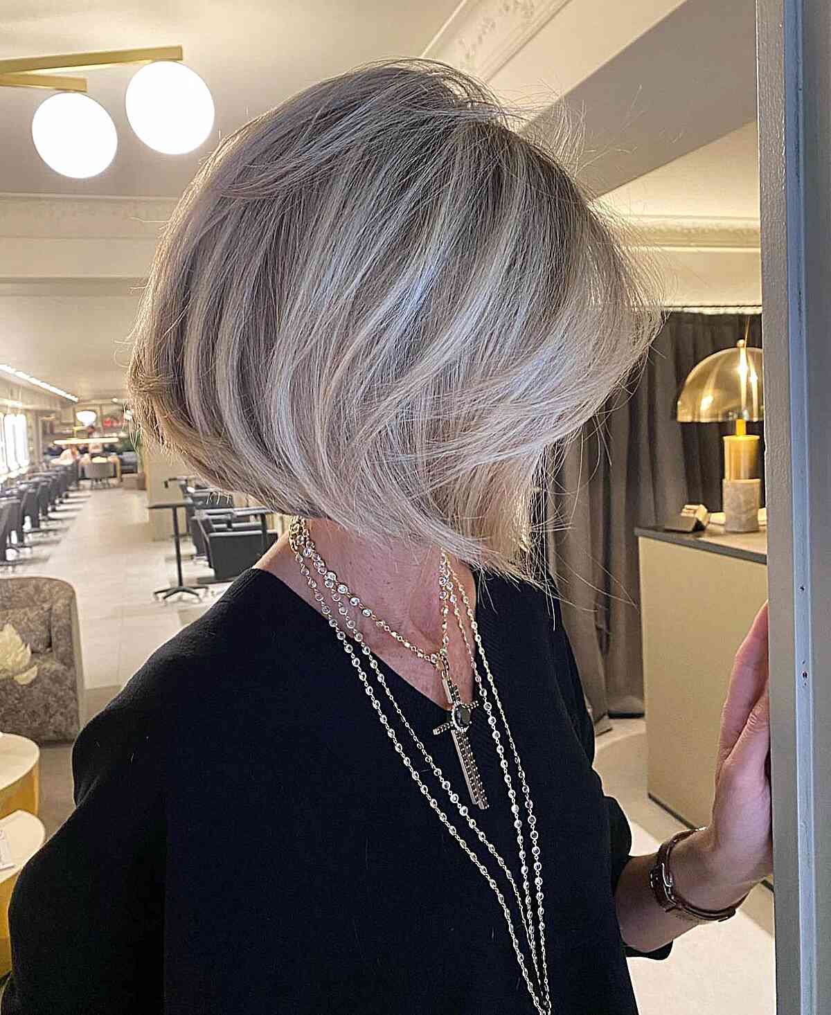 Short Elegant Blonde Bob with Highlights