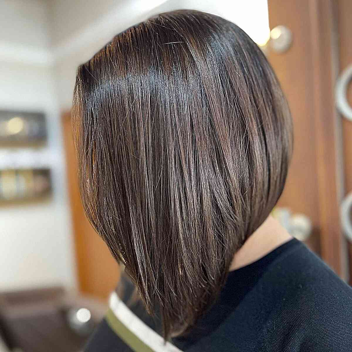 Short Graduated Chocolate Brown Bob Hairstyle