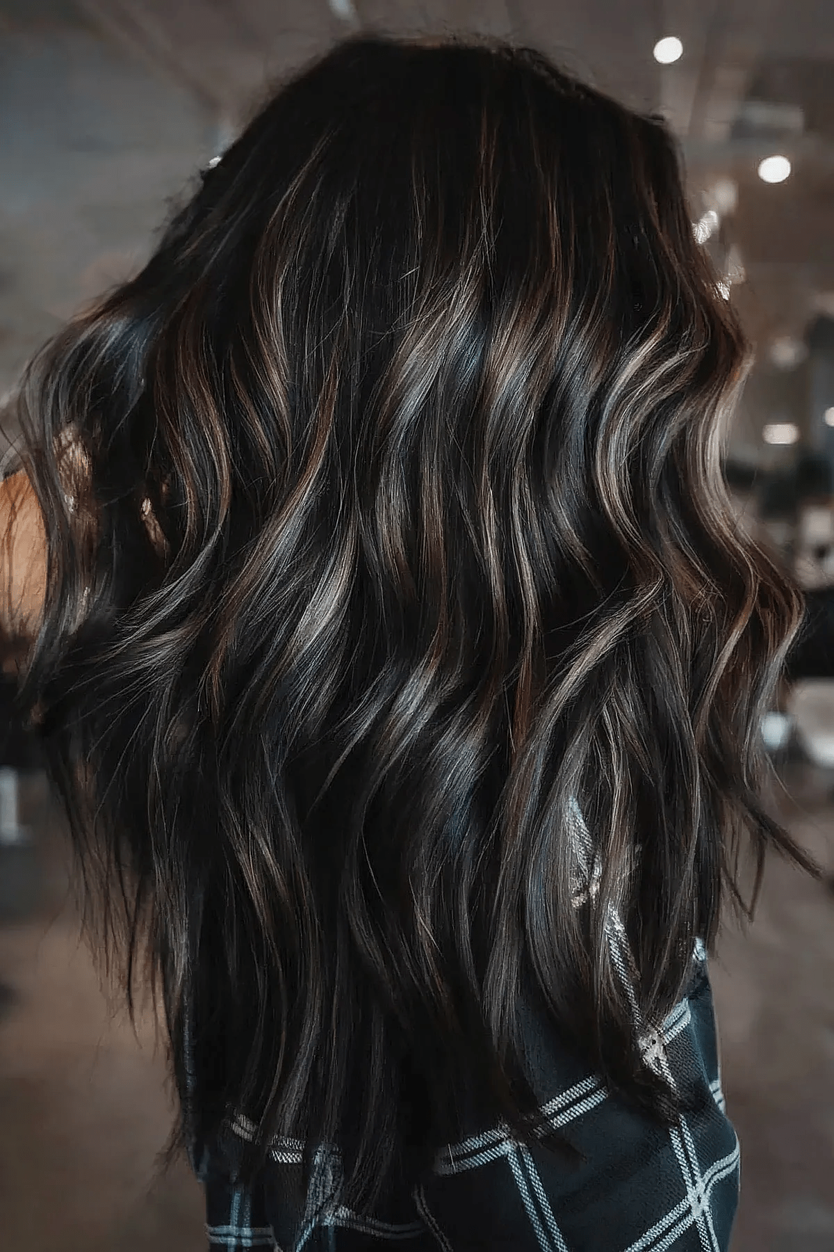 25 Luxurious Hair Colors for a Chic Winter 2025 Look