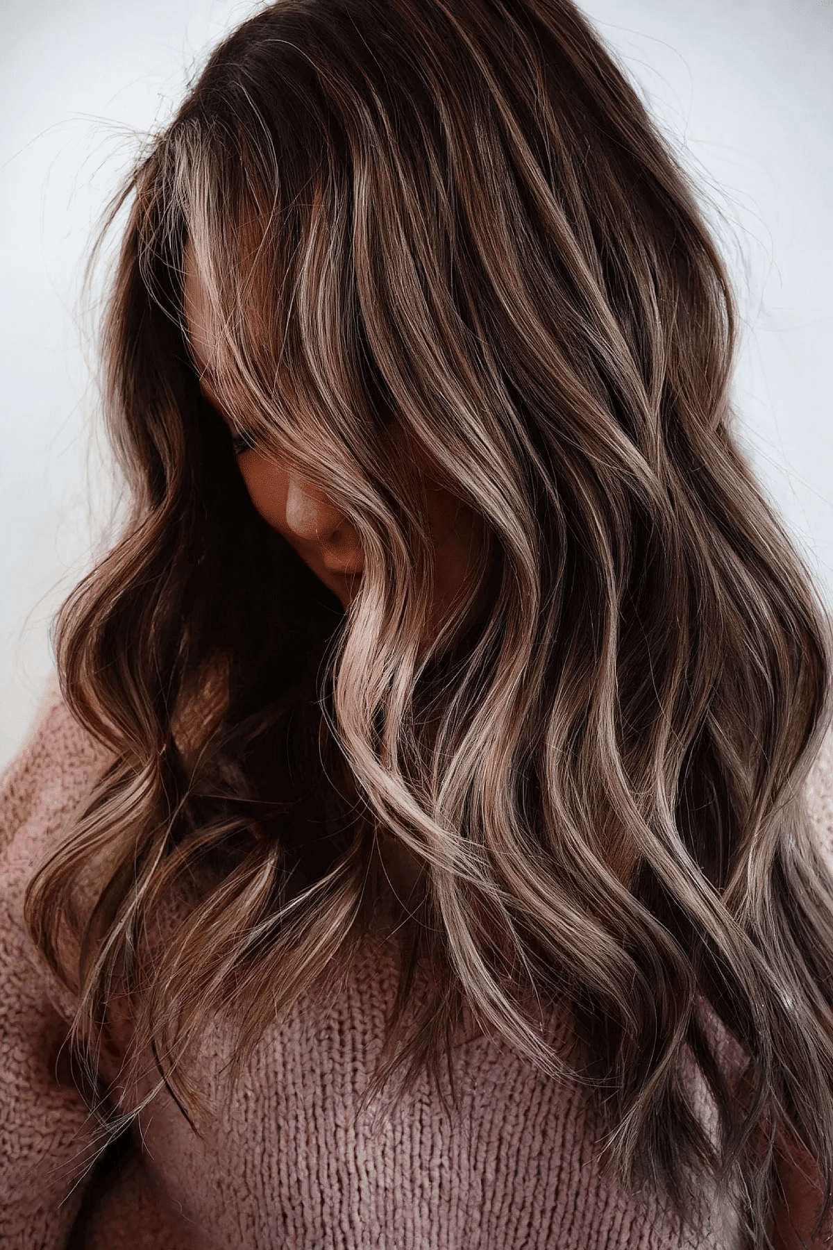 25 Luxurious Hair Colors for a Chic Winter 2025 Look